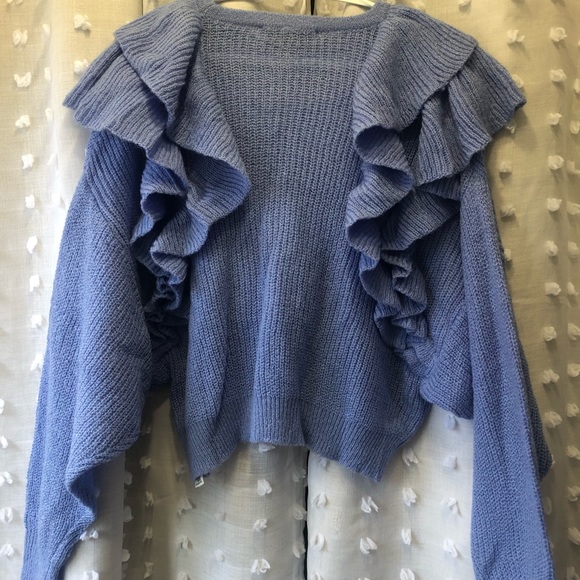 Zara Cropped over sized sweater - Picture 2 of 3